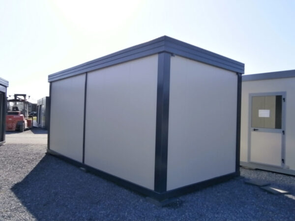 SNACK PAVILION/CONTAINER WITH SALES HATCH 15